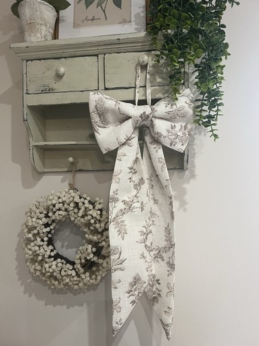Laura ashley french - laura,