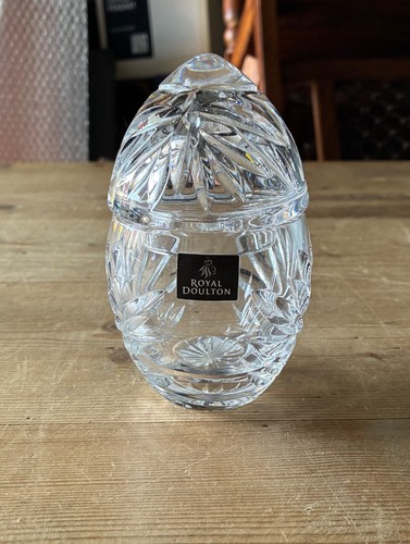 Vintage royal doulton fine - royal,