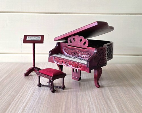 Dolls house miniature grand - miniature,