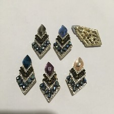 FANCY DRESS BUTTONS/ ASIAN