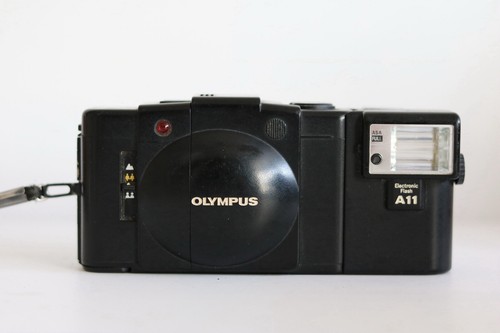 Olympus xa2 35mm compact - olympus, film