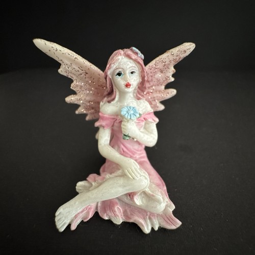 Pink fairy figurine small - pink,