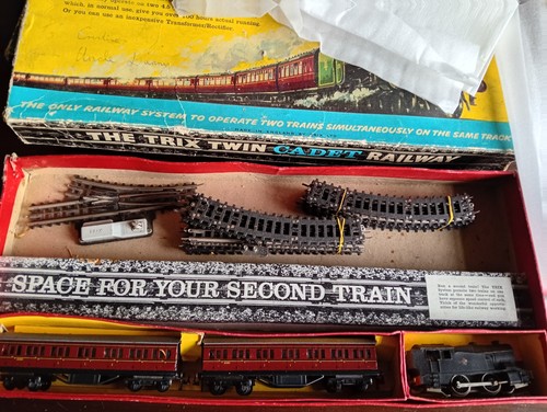 The trix twin cadet railway - ,