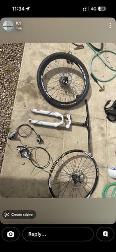 Carrera mountain bike - bike, parts