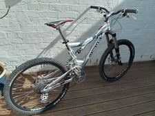 Commencal Supreme 6:10 Mountain Bike Excellent Condition 