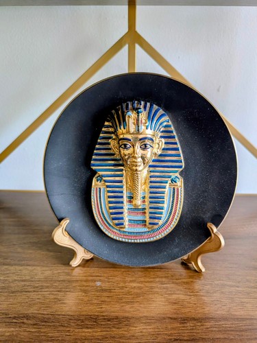 King tutankhamun relief plate - relief,