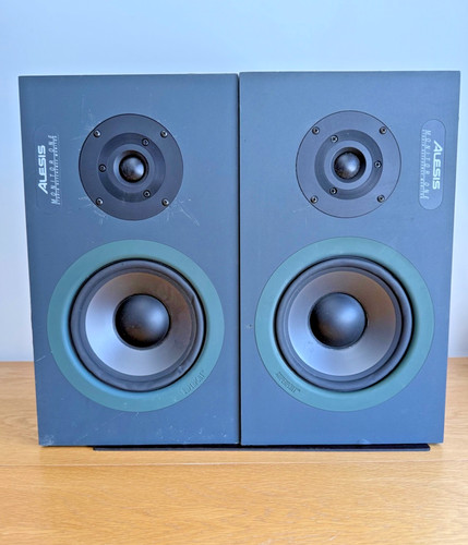 Alesis monitor one studio - alesis,
