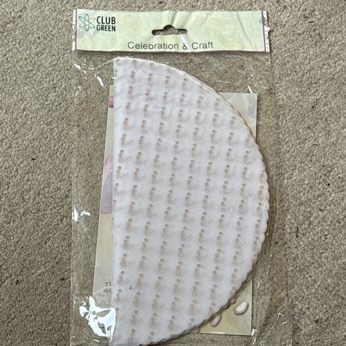 Polkadot scalloped edge - polkadot,