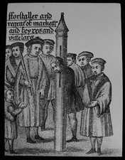 ANTIQUE Magic Lantern Slide FFORLTALLER IN THE PILLORY C1910 ENGLISH HISTORY 