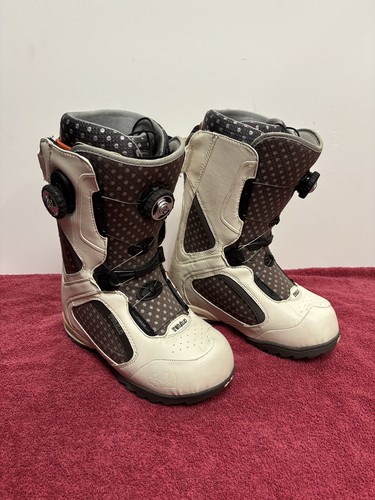 Women snowboard boots - women’s,