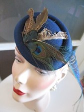 VINTAGE STYLE FEATHER HAT