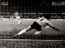 original original agency photo