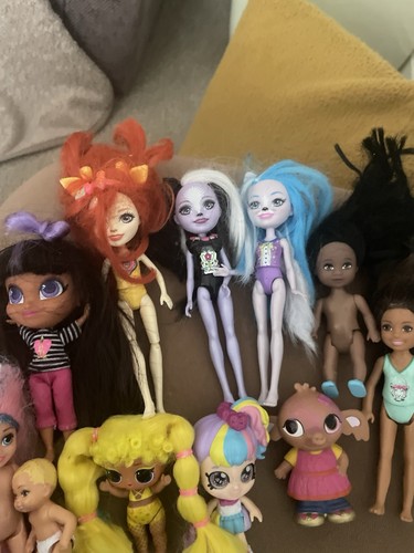 Bundle different dolls - bundle, of