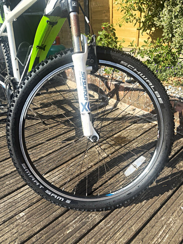 Carrera valour mountain bike - mountain,