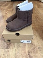 Girls Ugg Boots Size 13