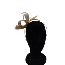 COFFEE & FEATHERS FASCINATOR -  Mesh detail with feathers detail - headband