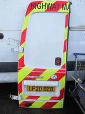 2020 SAIC LDV V80 HIGH ROOF NSR PASSENGER SIDE REAR DOOR COMPLETE WHITE