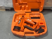 PASLODE IM65 ANGLED 2ND FIX BRADDER .TOOL 121 FULL KIT GOOD CONDITION