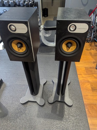 Bowers wilkins speakers - 2,