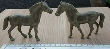 VINTAGE PAIR OF METAL