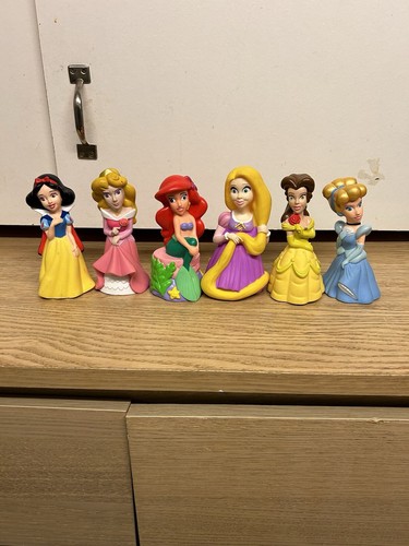 Joblot the disney store - of,