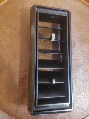 Steiger tractor 1011 vent - steiger,