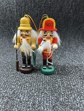 Pair Of Wood Nutcracker Small