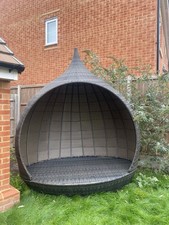 Rattan Garden Daybed