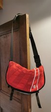 Crumpler Barney Rustle
