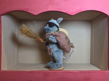 Grey Rat by Anita Weller at