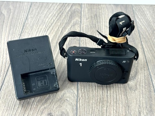 Nikon zoom mirrorless - j2,