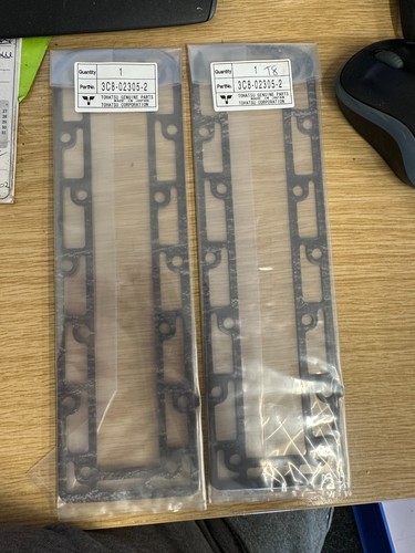 Pair genuine tohatsu - pair, exhaust