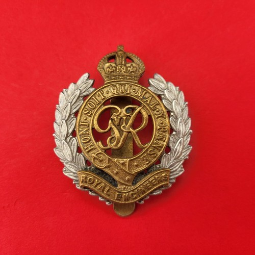 Royal engineers cap badge - royal,