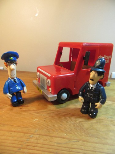 Postman pat push along van - postman,