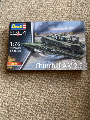 Revell scale churchill - 1:76,