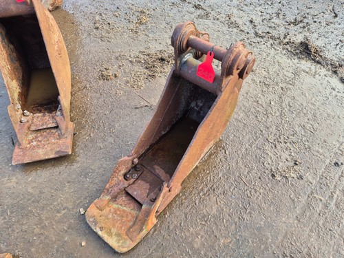 200mm excavator digging bucket - excavator,