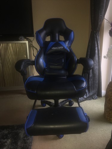 Gaming chair with footrest - with,