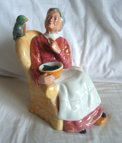 Royal doulton 16cm figure - 16cm,