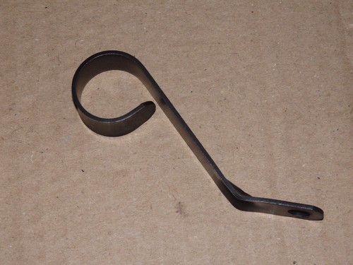 Heater pipe bracket - bracket, ford