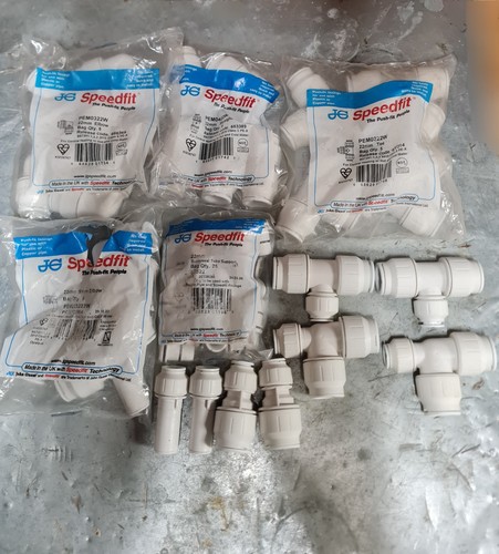 Speedfit 22mm push fit - jg,