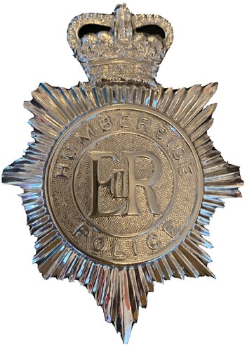 Humberside police helmet plate - humberside,