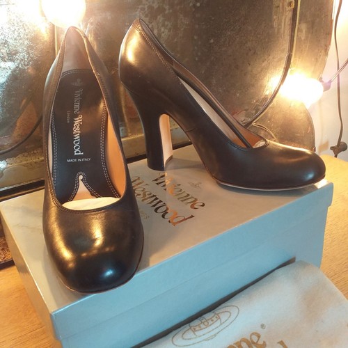 Vivienne westwood shoes - size, 5