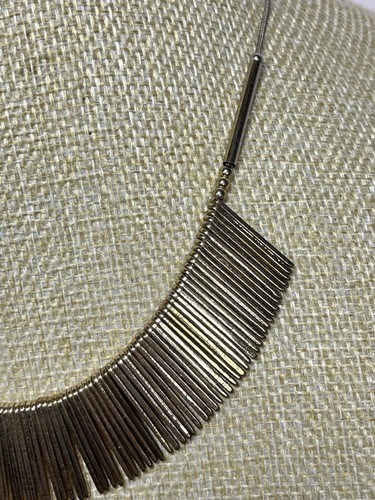 Gold silver tone - silver,