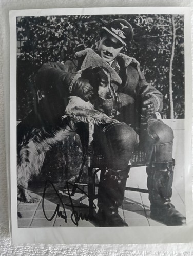 Imperial war museum issued - museum,