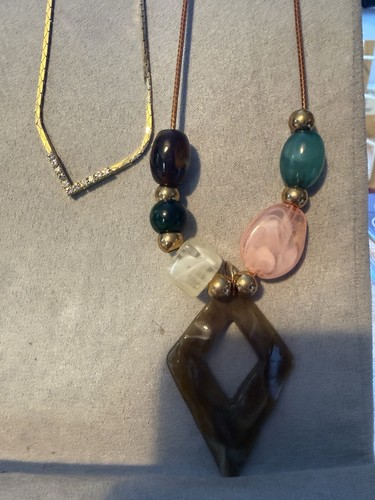 Selection ladies necklaces - selection,
