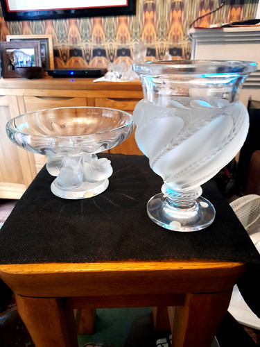 Lalique nogent footed bird - nogent,