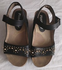 Piccadilly Black Studded