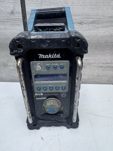 Makita bmr101 site radio - makita, dab