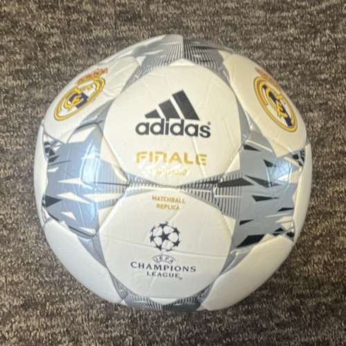 Adidas finale champions league - finale,