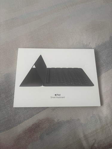 Ipad smart keyboard - ipad,
